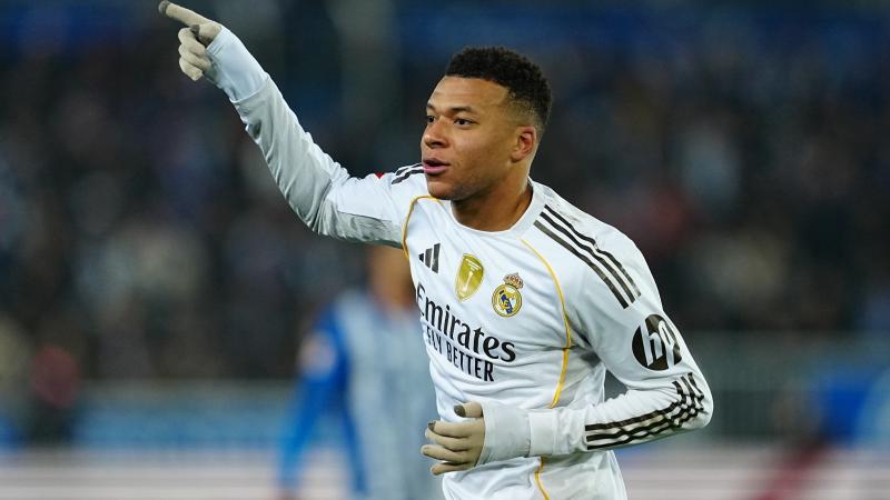 火箭哈登连续三场得分30+（哈登为火箭已连砍三场30+得分）