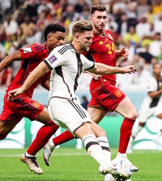 皇家马德里备战塞尔塔：哈维·阿隆索的战术与期望（皇马战塞尔塔前瞻：哈维·阿隆索的战术布局与目标）