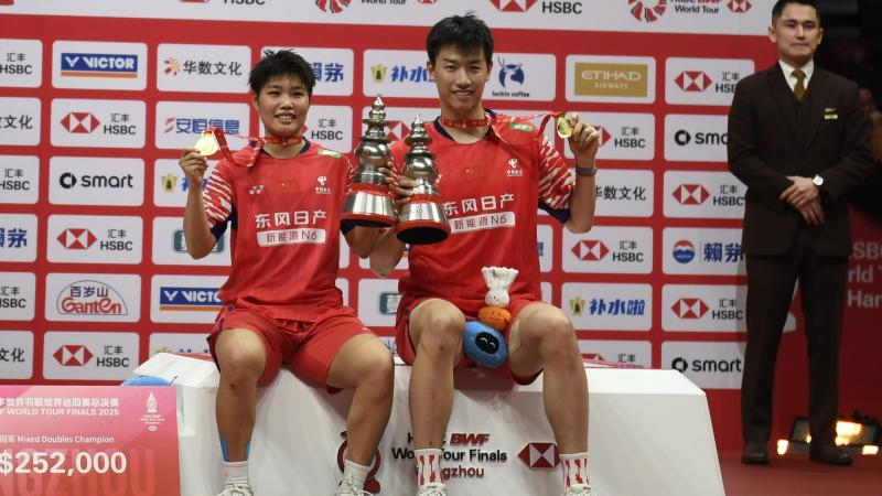 曼联旧将梅开二度：欧冠导演逆袭好戏，20场造17球太犀利（前曼联球员双响：欧冠上演逆袭好戏，20战制造17球火力爆表）