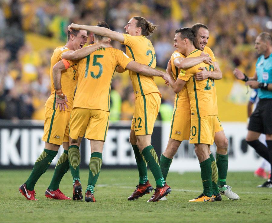 电讯报：为提前适应与减少转会支出，切尔西选择提前买下萨尔（电讯报：为降转会支出并加速适应，切尔西提前签下萨尔）