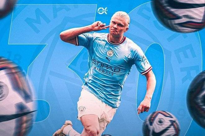 镜报：曼联1月无法召回霍伊伦，那不勒斯有欧冠资格就能买断（镜报：曼联冬窗无法回收霍伊伦，那不勒斯若获欧冠资格即可触发买断）