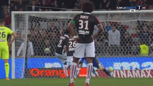 桑切斯：我们是夺冠热门而非巴萨，库库把亚马尔“揣兜里了”（桑切斯：争冠大热是我们而非巴萨，库库把亚马尔装进口袋）