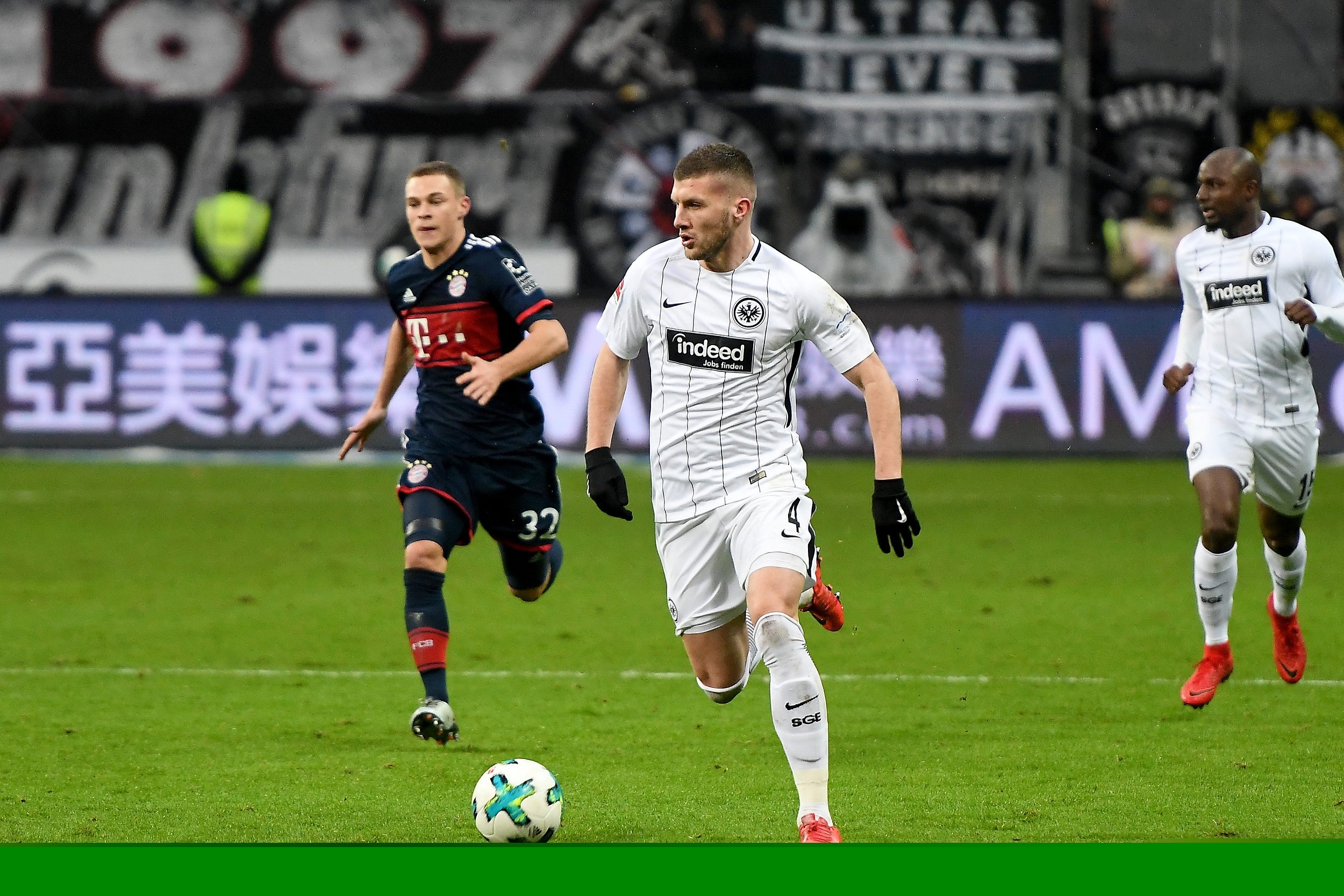 B费：我们表现得很高效，球队在这个过程中不断改进（B费：我们踢得很高效，球队在过程中持续进步）