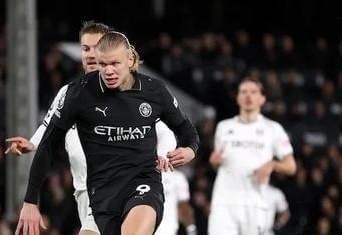 广厦男篮末节逆转战胜北京（广厦男篮末节发力逆转击败北京）