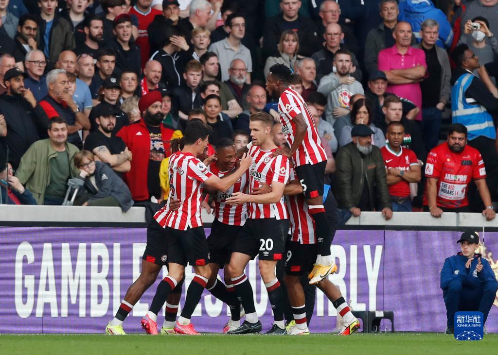 弗兰克：外界批评？我真的不在乎；我一直都想踢进攻足球（弗兰克：不在意批评，始终坚持进攻打法）