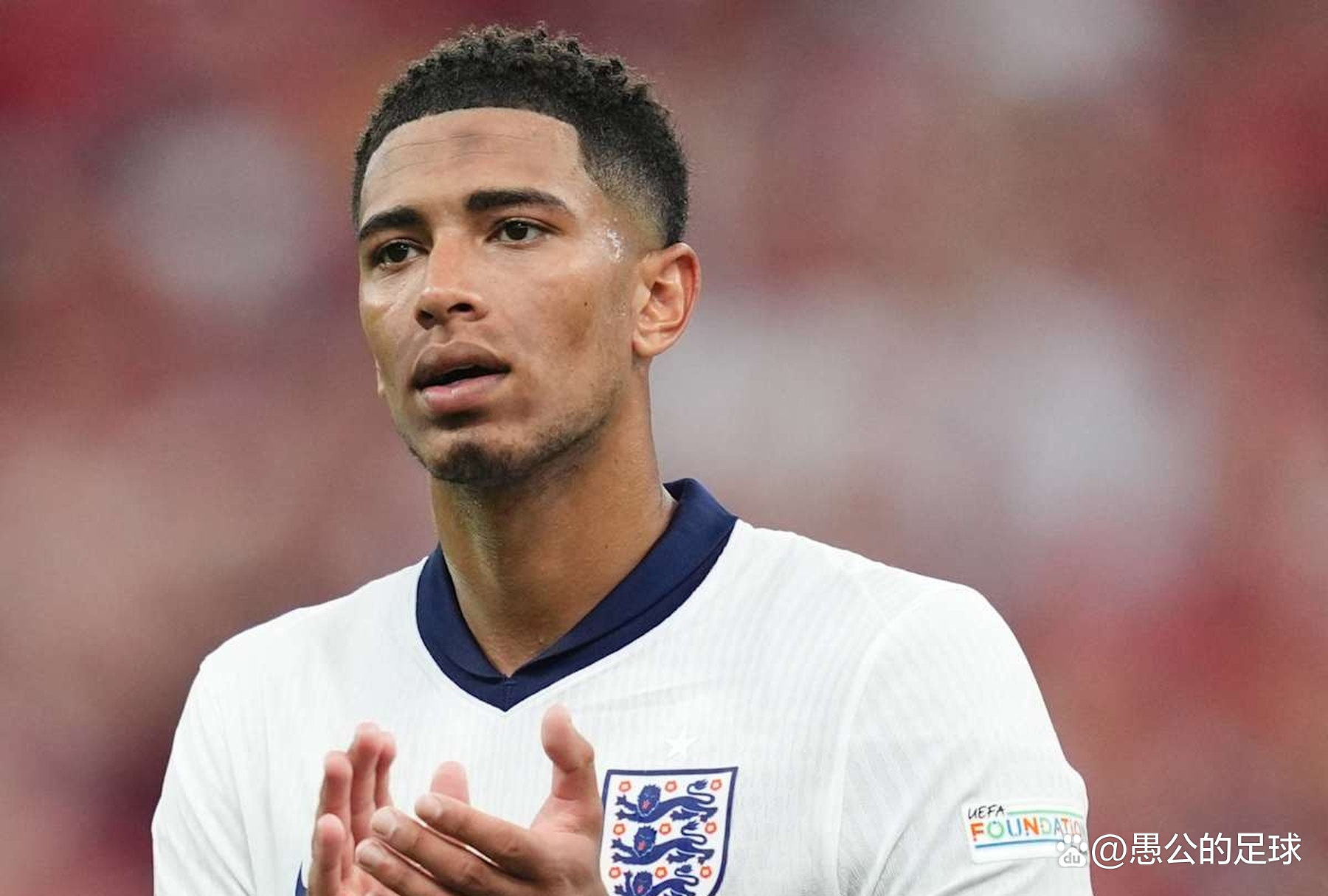 皇马死盯希腊天才！4000万要价难阻三豪门争夺战（皇马锁定希腊新星：4000万标价难挡三大豪门围抢）