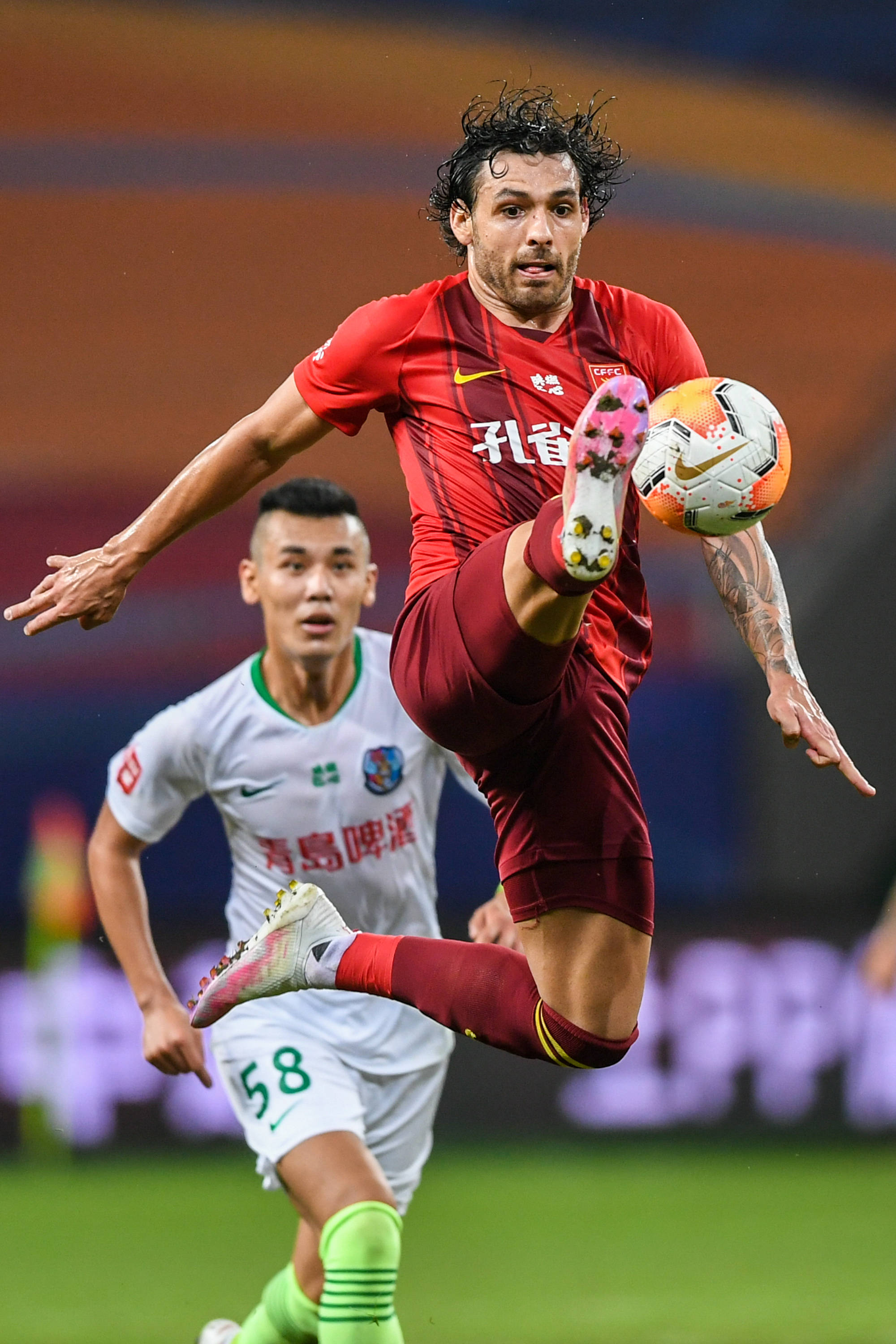 高效！约基奇16投11中砍下准三双，末节连中三分定乾坤（手感火热！约基奇16中11砍准三双，末节连飙三分锁定胜局）