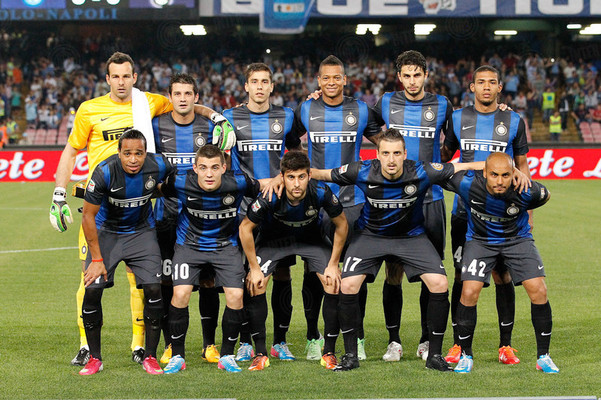 足球中超球队前锋脚踝受伤，赛季恐报销