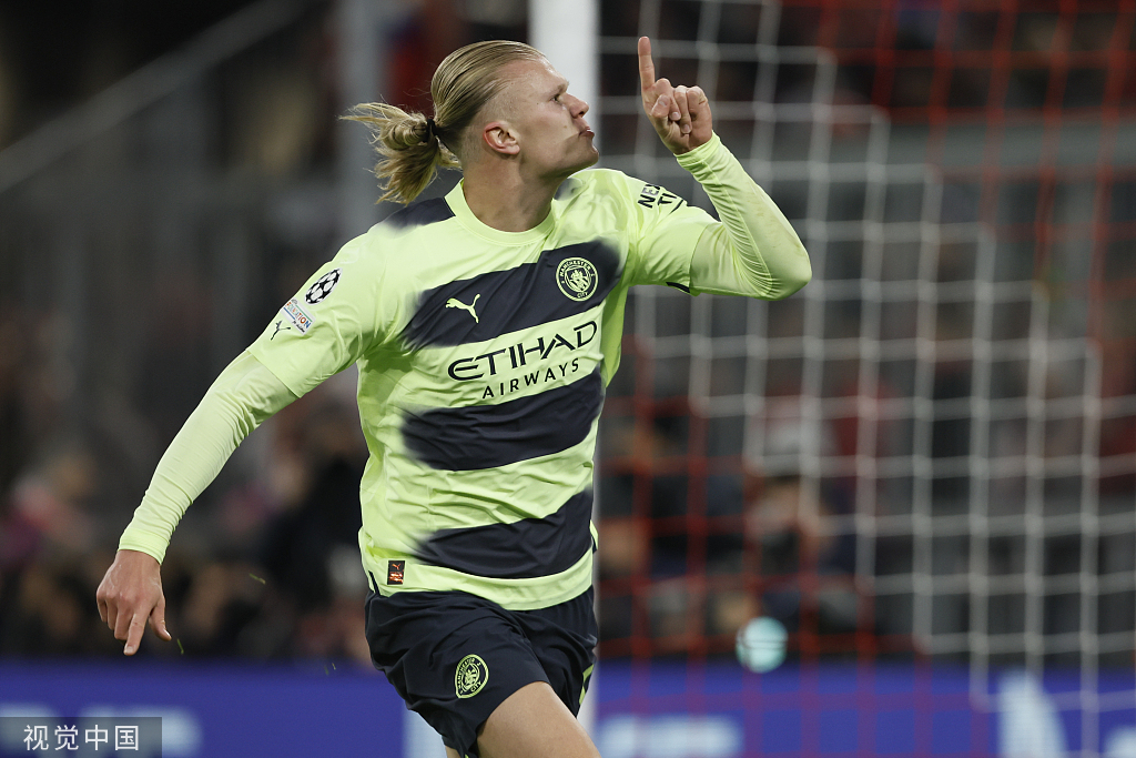 重返狼队？特劳雷或成救主！英超副班长向昔日功臣伸出橄榄枝（英超垫底队递橄榄枝，狼队旧将特劳雷或回归救火）