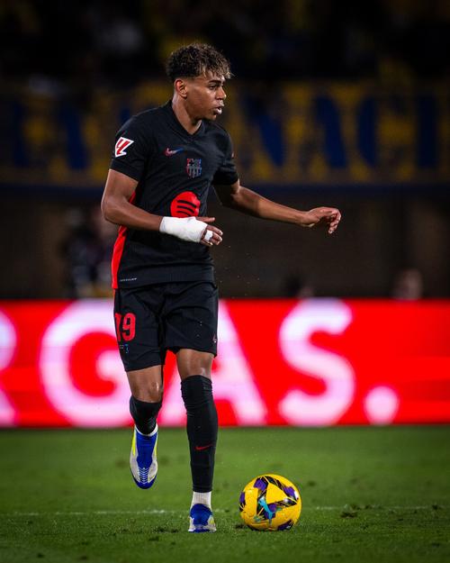 Here we go！罗马诺：米兰将签下20岁哥伦比亚后卫阿里萨拉（罗马诺确认：AC米兰即将签下20岁哥伦比亚后卫阿里萨拉）