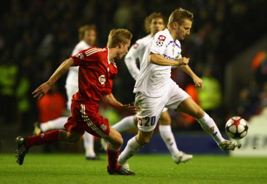 意甲主席：米兰科莫海外赛在推进中；减少俱乐部数量很难实现（意甲主席：米兰对科莫海外赛推进中，缩减俱乐部数量难成行）